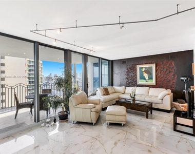 1500 Ocean Dr - Photo Thumbnail 8