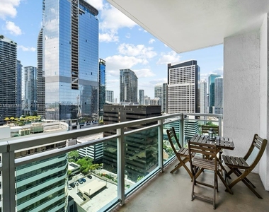 951 Brickell Ave - Photo Thumbnail 5