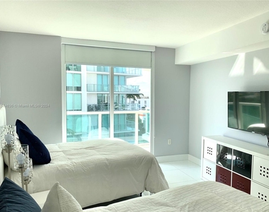 250 Sunny Isles Blvd - Photo Thumbnail 27