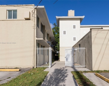 1025 Sw 7th Ave - Photo Thumbnail 21