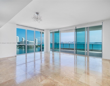 1331 Brickell Bay Dr - Photo Thumbnail 5