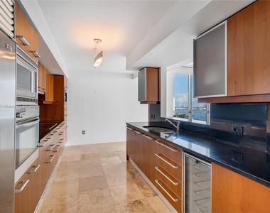 1331 Brickell Bay Dr - Photo Thumbnail 11