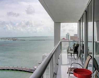 485 Brickell Ave - Photo Thumbnail 8