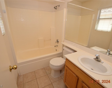 2613 Heathrow Street - Photo Thumbnail 13