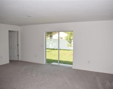 2581 Rock Creek Dr - Photo Thumbnail 6