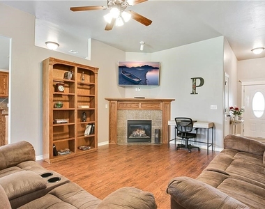 10616 Sw 33rd Terrace - Photo Thumbnail 4