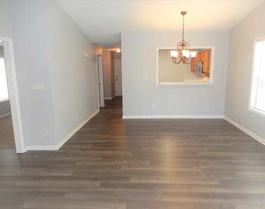 1454 Cimarron Parkway - Photo Thumbnail 11