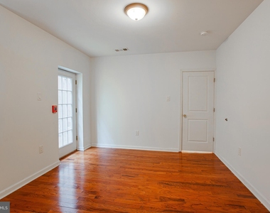 1631 Germantown Avenue - Photo Thumbnail 12