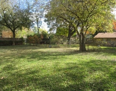 1210 Mcdonald Drive - Photo Thumbnail 6