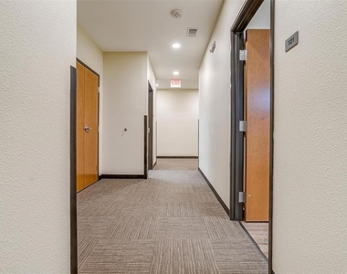 1402 Security Drive - Photo Thumbnail 16