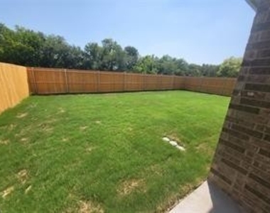 1125 Flameleaf Drive - Photo Thumbnail 18