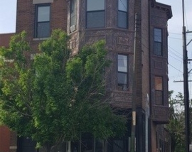 626 W 18th Street - Photo Thumbnail 0