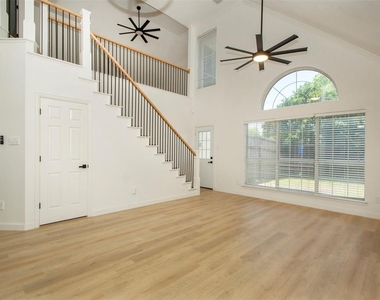 1437 Ridge Meadow Drive - Photo Thumbnail 3