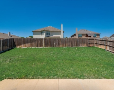 1733 Oak Glen Drive - Photo Thumbnail 19