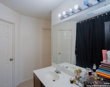 7118 Rimwood Street - Photo Thumbnail 11