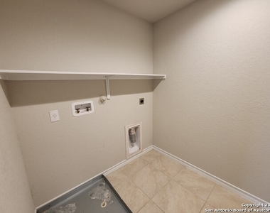 10351 Francisco Way - Photo Thumbnail 31