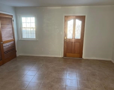 3620 Lincoln Terrace - Photo Thumbnail 11