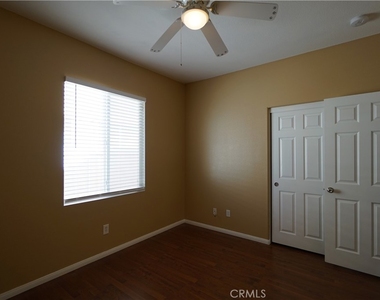 1833 English Oak Way - Photo Thumbnail 31