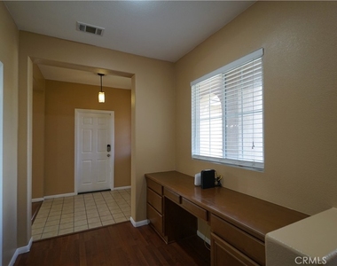 1833 English Oak Way - Photo Thumbnail 34