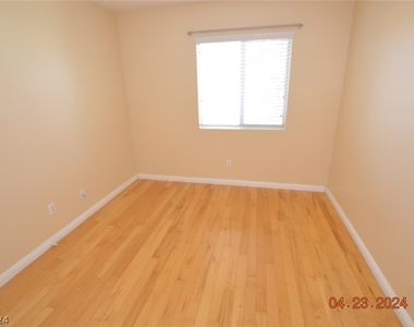 2613 Heathrow Street - Photo Thumbnail 17