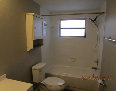 5650 Golden Nugget Drive - Photo Thumbnail 7