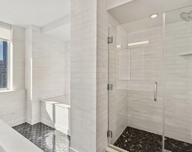 East 54th Street - Photo Thumbnail 8