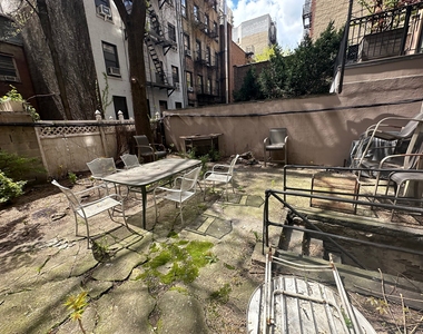 240 East 83rd Street - Photo Thumbnail 1