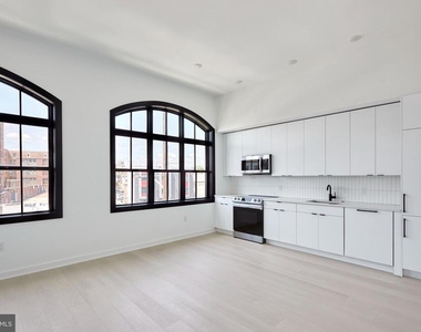 2525 Frankford Ave - Photo Thumbnail 0