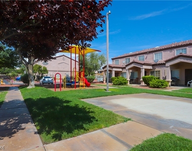 2620 Sierra Seco Avenue - Photo Thumbnail 20