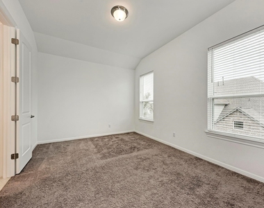 7616 Alouette Dr - Photo Thumbnail 28