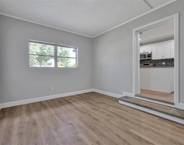 3426 Grant Boulevard - Photo Thumbnail 36