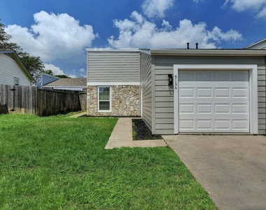 913 Sirocco Dr - Photo Thumbnail 21