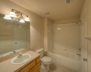 4815 Pond Ridge Drive - Photo Thumbnail 15