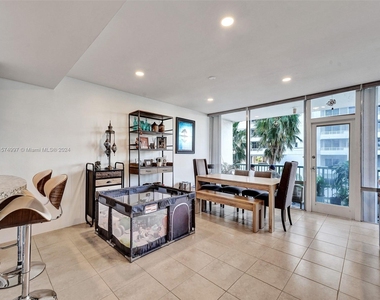 1408 Brickell Bay Dr - Photo Thumbnail 7