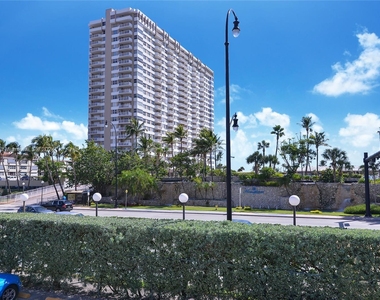 1950 S Ocean Dr - Photo Thumbnail 28