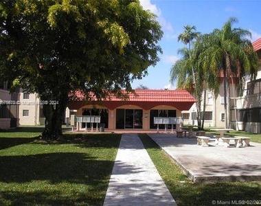 10901 Sw 88th - Photo Thumbnail 0