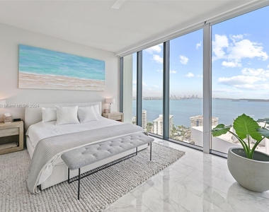 1451 Brickell Ave - Photo Thumbnail 16