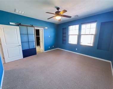 11247 Almador Vista Court - Photo Thumbnail 13