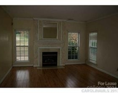 17420 Baldwin Hall Drive - Photo Thumbnail 6