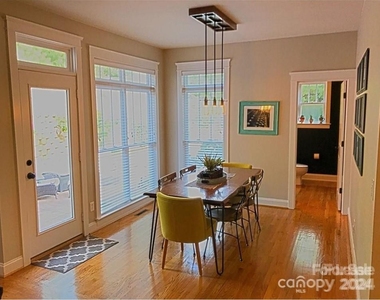 1519 Peak Court - Photo Thumbnail 9