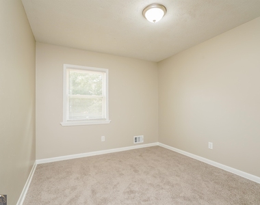 8755 Bellwood Court - Photo Thumbnail 12