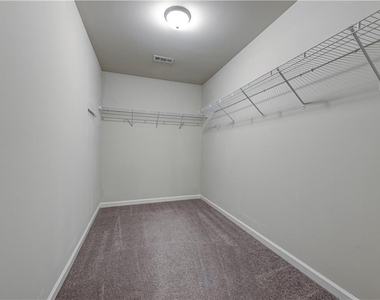 2039 Teagen Court - Photo Thumbnail 9