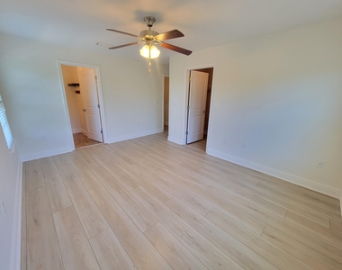 2145 Wilsons Plover Circle - Photo Thumbnail 8