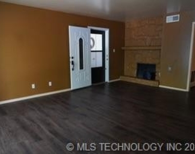 6824 S Toledo Avenue - Photo Thumbnail 3