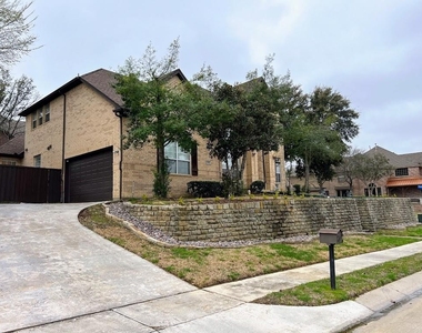 3396 Castlewood Boulevard - Photo Thumbnail 1