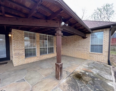 3396 Castlewood Boulevard - Photo Thumbnail 39