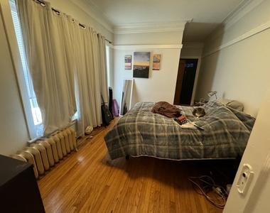 1046 W Bryn Mawr Avenue - Photo Thumbnail 6