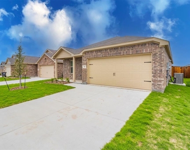 1122 Arborwood Drive - Photo Thumbnail 19