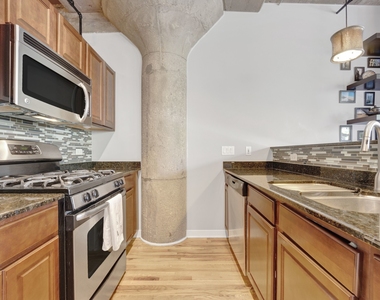 1111 W 15th Street - Photo Thumbnail 9