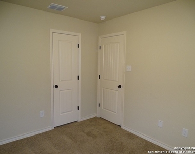 6610 Mia Way - Photo Thumbnail 25